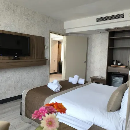 Euro Plaza - Taksim Pera Hotel