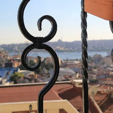 Euro Plaza - Taksim Pera Hotel