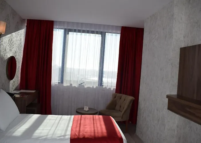 Euro Plaza - Taksim Pera 호텔 4*