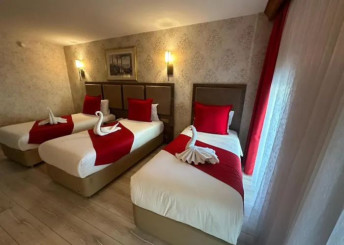 호텔 Euro Plaza - Taksim Pera 4*