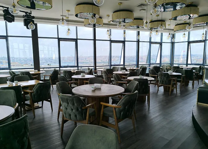 Euro Plaza - Taksim Pera 호텔 4*