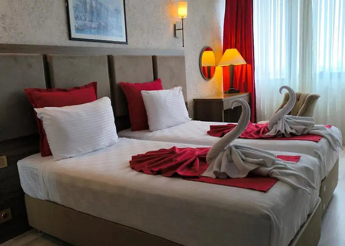 Euro Plaza - Taksim Pera 호텔 4*