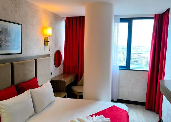 Euro Plaza - Taksim Pera Hotel