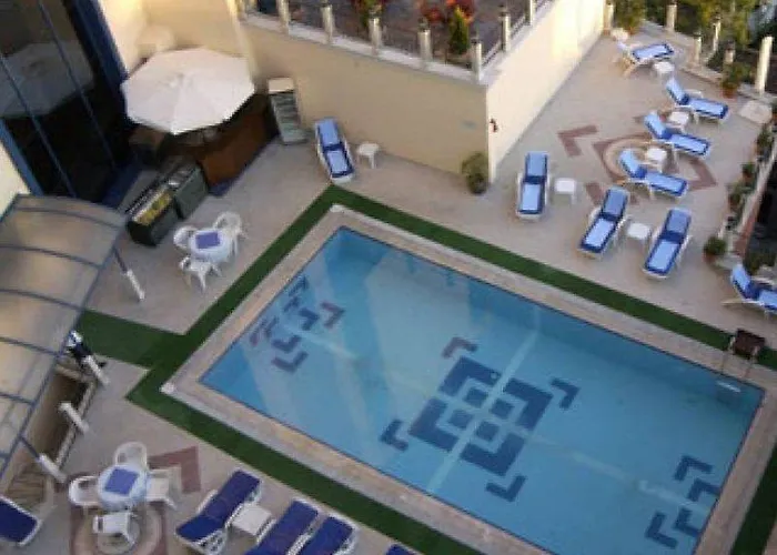 Hotel Euro Plaza - Taksim Pera 4*